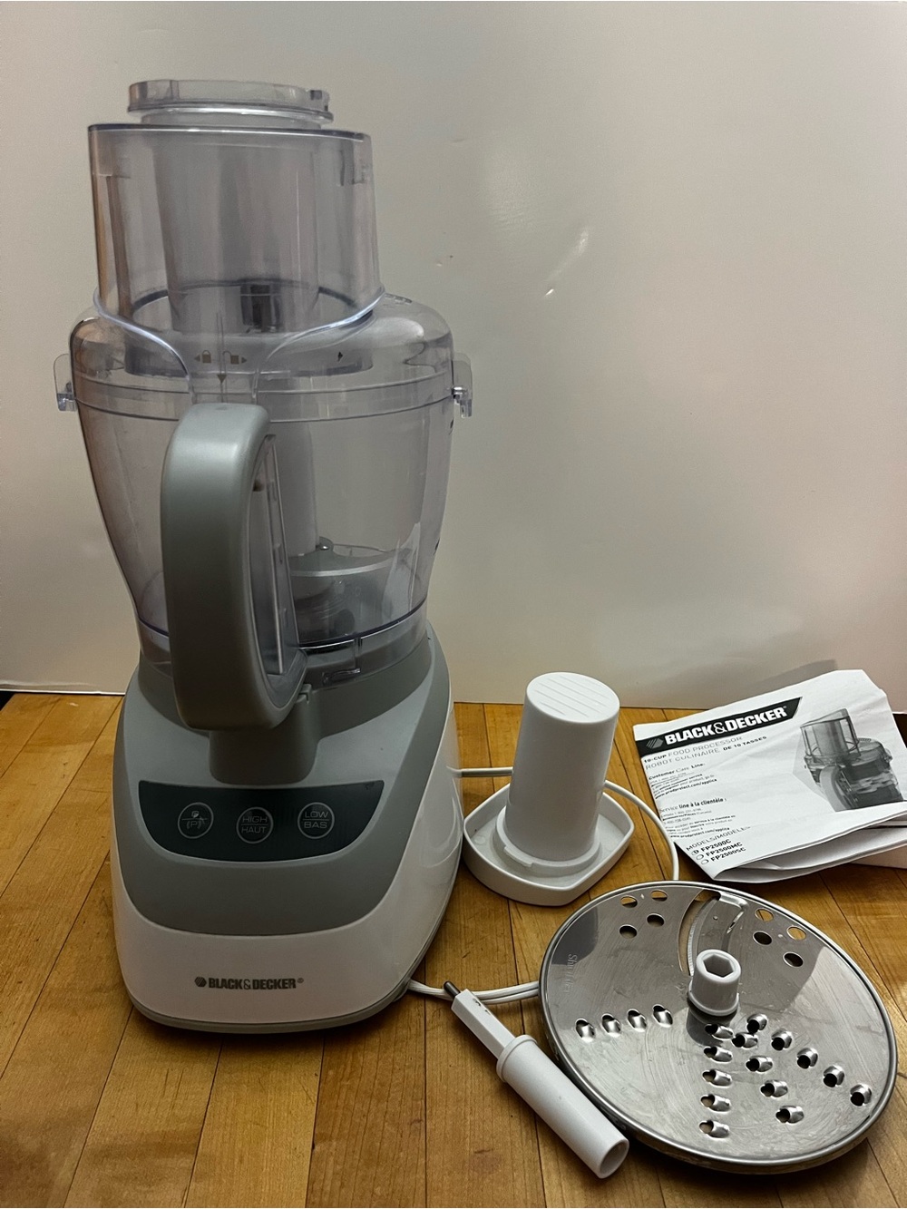 BLACK+DECKER 10-Cup Food Processor PowerPro Wide-Mouth Model FP2500